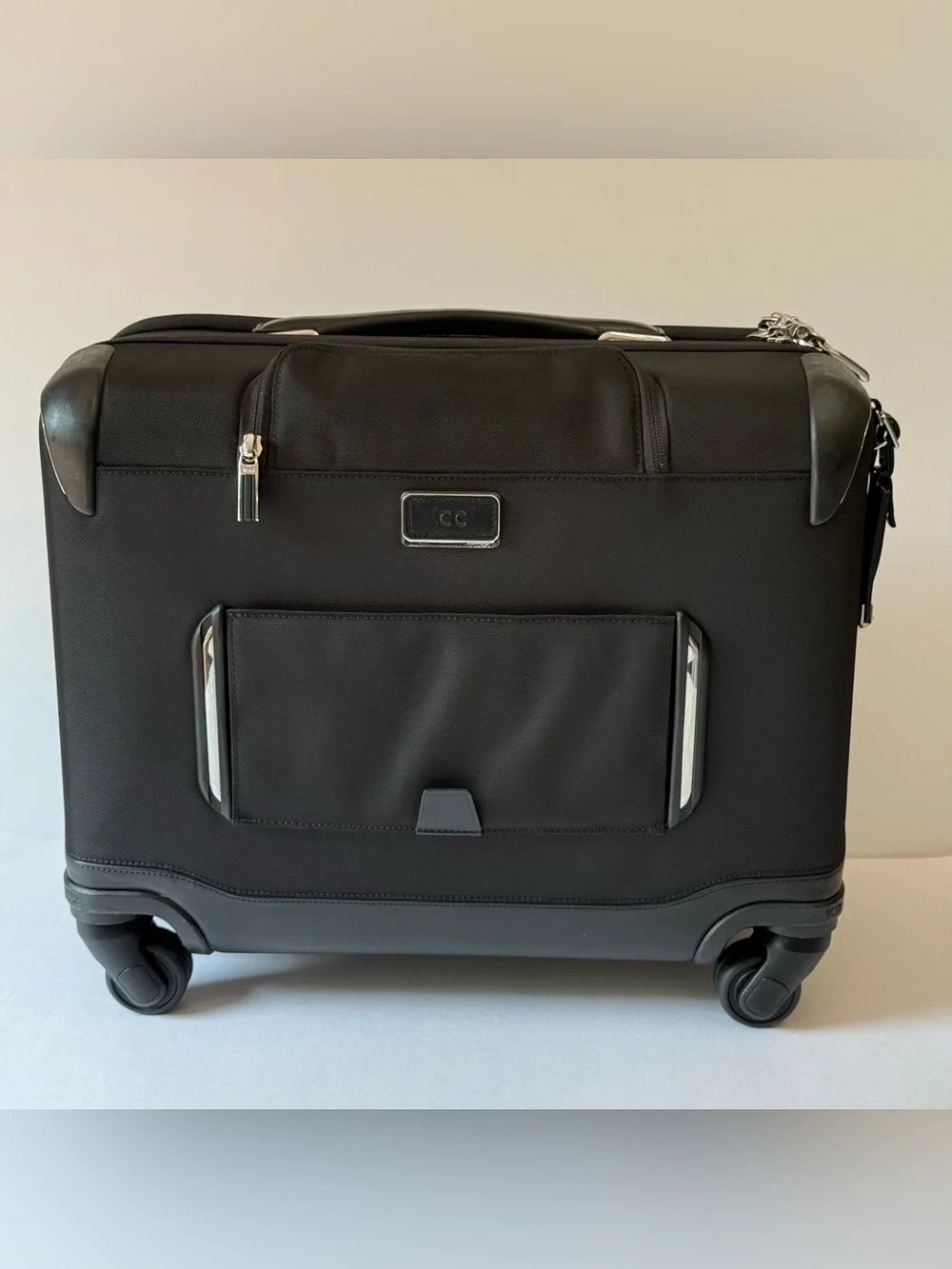 TUMI Arrivé McAllen Mobile Office Carry-On Compact Spinner Briefcase Black EUC